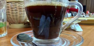 WHO Rilis Data: Minum Minuman Panas di Atas 65°C Tingkatkan Risiko Kanker