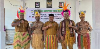 Wabup Joko Lingara Antar Empat Kepala Distrik Sebyar Raya