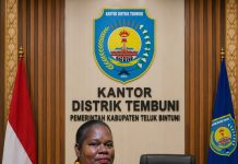 Distrik Tembuni Terima Penghargaan atas Penyusunan RKPD 2027, Yomima Ibori; Terima Kasih Tim Kerja