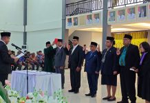 Enam Hari Jelang Pensiun, Sistoyo Terima Kado Kursi Plt. Kepala Dinas Perpustakaan Teluk Bintuni