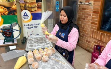 Pupuk Kujang Gandeng Bogasari, Warga Cikampek Dapat Pelatihan Tata Boga Gratis