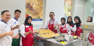 Whole Wheat Toast hingga Cassava Cake: Bogasari Bekali Guru SMKN 3 Kediri Inovasi Makanan Sehat
