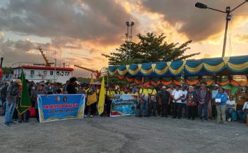 Bupati Anisto Sambut Kontingen Pesparani IV di SP3, Wabup JL di Pelabuhan