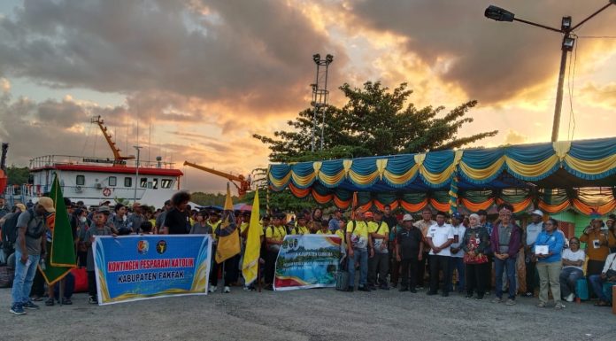 Bupati Anisto Sambut Kontingen Pesparani IV di SP3, Wabup JL di Pelabuhan