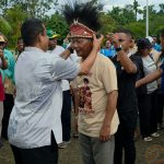 Kontingen Pesparani Teluk Wondama Dipimpin Wabup Alex Marani, Disambut Bupati Yohanis Manibuy