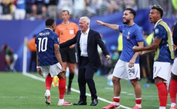 Dua Gol Mbappe Bawa Prancis Singkirkan Swedia