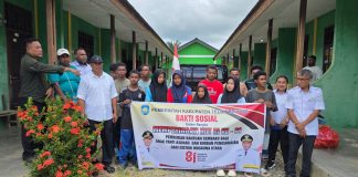 Berbagi Kebahagiaan Kemerdekaan, Pemda Teluk Bintuni Bagikan Sembako dan Kulkas