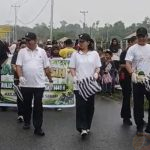 Bupati Anisto Pimpin Jalan Bersih Bersama Ratusan Warga Bumi Saniari