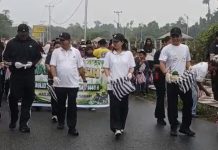 Bupati Anisto Pimpin Jalan Bersih Bersama Ratusan Warga Bumi Saniari
