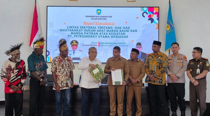 Marga Bauw dan Patiran Tuntut Denda Adat 500 Miliar Terkait Eksploitasi Migas di Weriagar