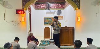 Subuh Keliling di Masjid Babussalam Nusantara, Kapolres Teluk Bintuni Ajak Warga Jaga Kamtibmas